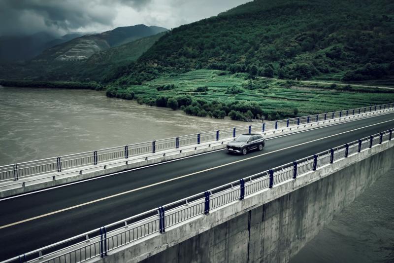 一路有你 春节假期第二代CS75PLUS化身出行“得力伙伴”
