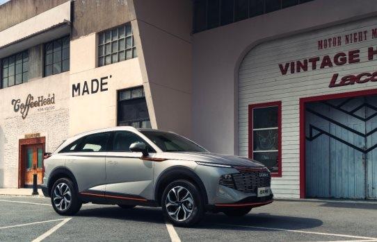 不到15万就能入手旗舰SUV？ 价格屠夫哈弗神兽凭何力压星越L