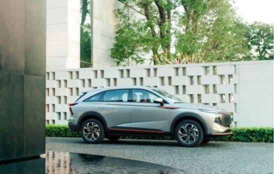 不到15万就能入手旗舰SUV？ 价格屠夫哈弗神兽凭何力压星越L