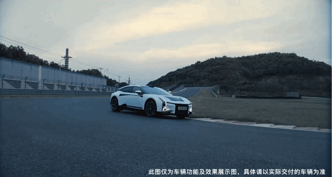 华人运通携手爱信引领主动后轮转向技术落地