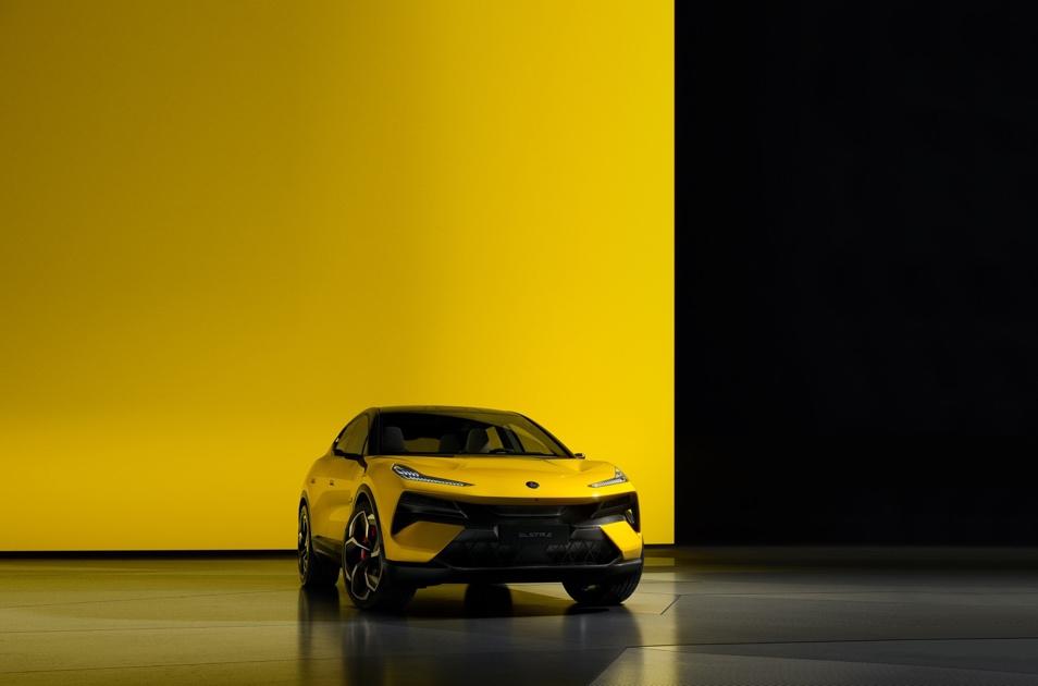 荣耀基因 冠军底蕴,路特斯Eletre荣获英国《GQ》杂志“年度SUV”大奖