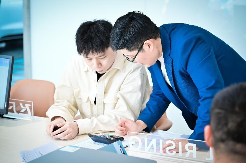 极速交付兑现用户承诺,飞凡F7让用户把"福气"带回家