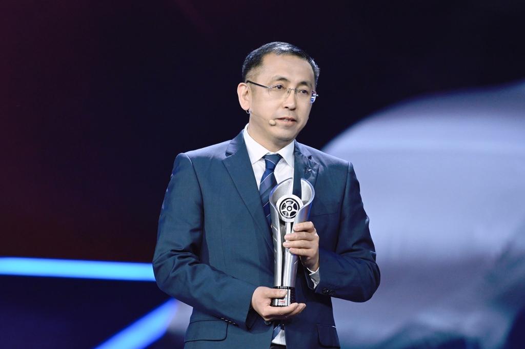 “最佳MPV”岚图梦想家推出官方内饰套件