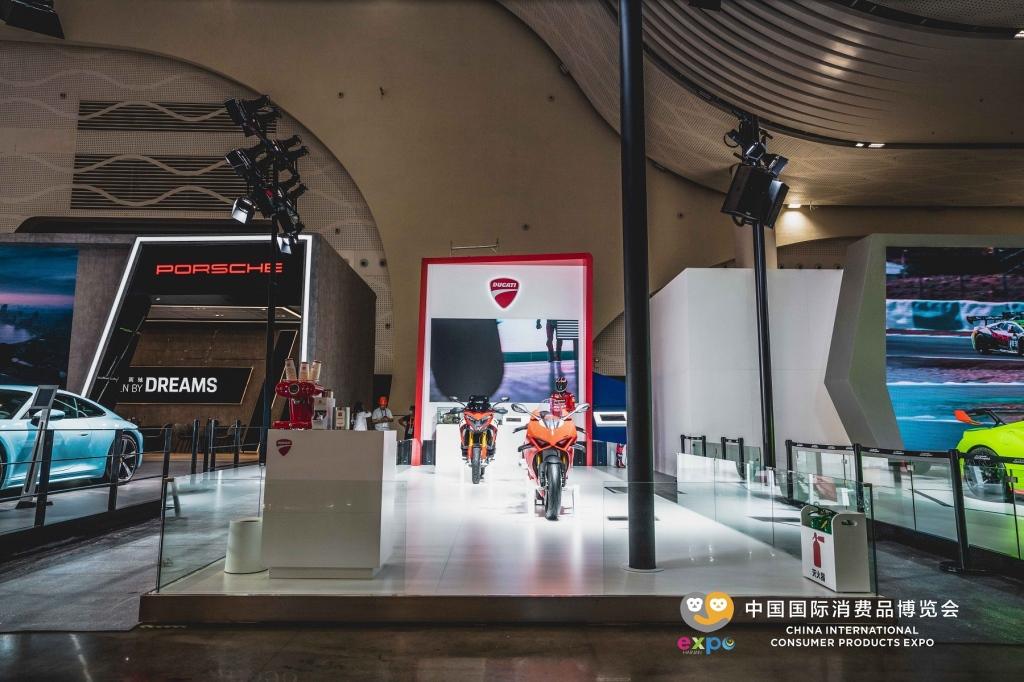 大众汽车集团(中国)携旗下品牌明星车型阵容 首次亮相中国国际消费品博览会