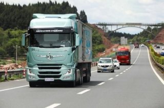 为了卡友“高兴而来” 东风天龙GX油耗飚低担国产高端重任