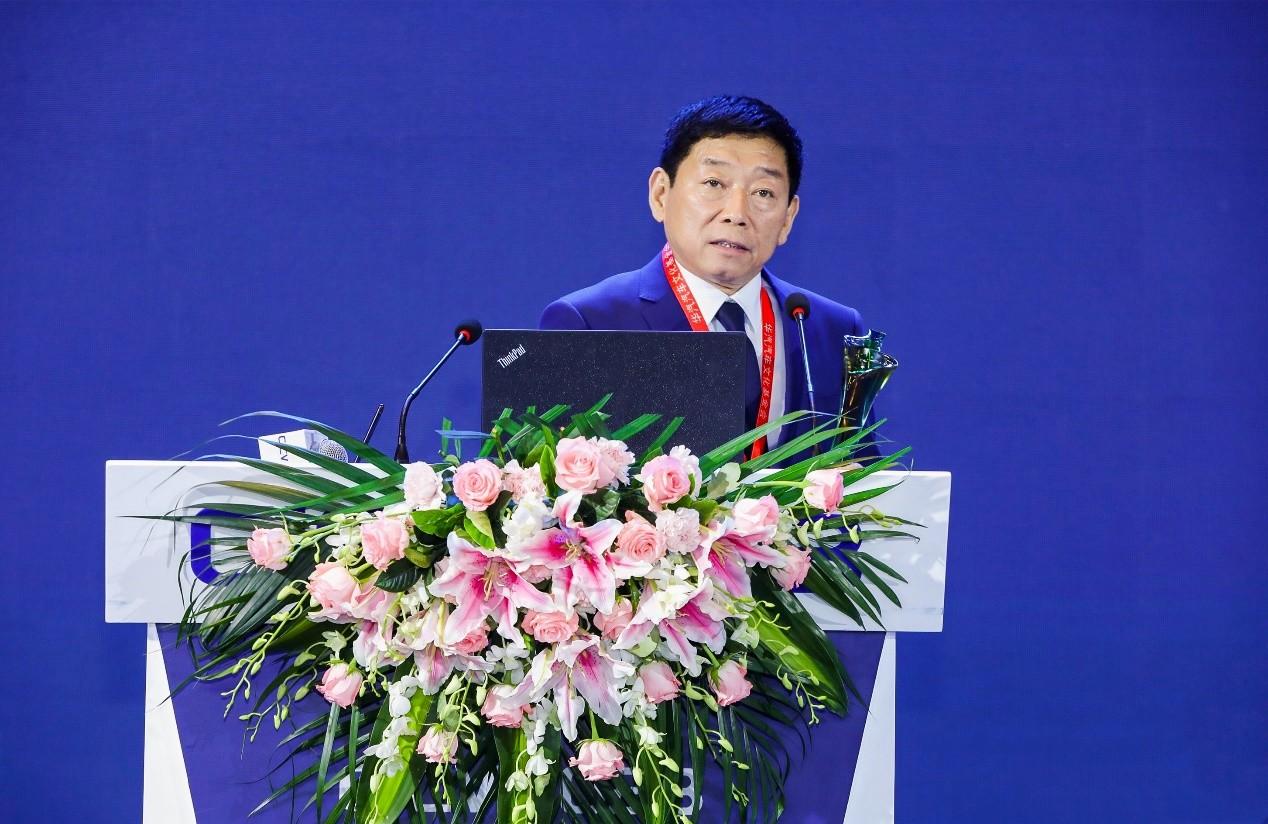 长城汽车董事长魏建军荣获“中国汽车工业饶斌奖”