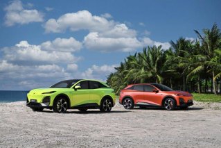 无框车门、游艇内饰、2.9米轴距，深蓝S7预订价仅16.99万起