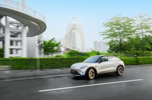 全新smart精灵#3在华上市并将于6月开启交付