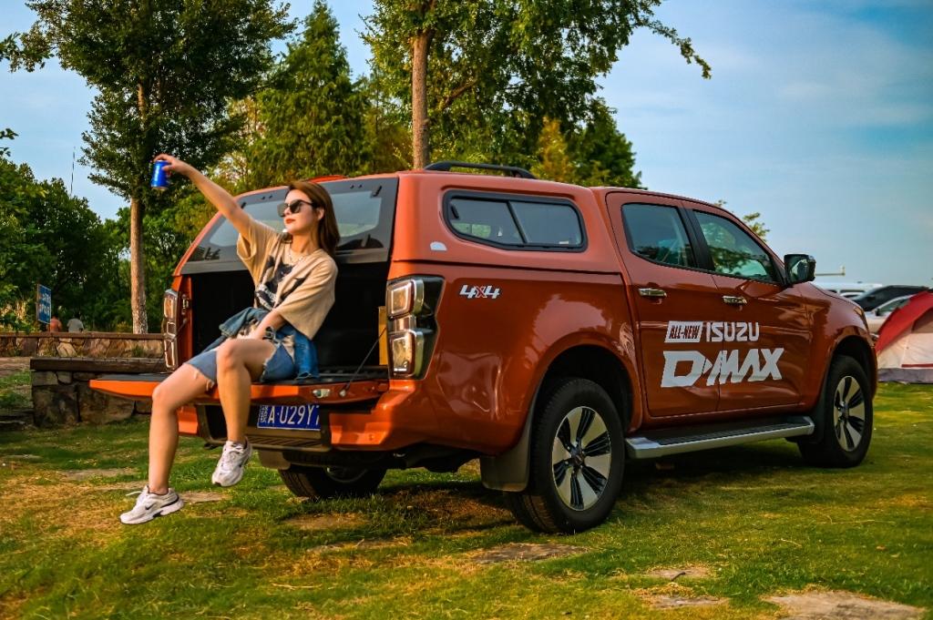 江苏卫视《温暖的客栈》即将开播!D-MAX V-CROSS助力开启暖暖之旅