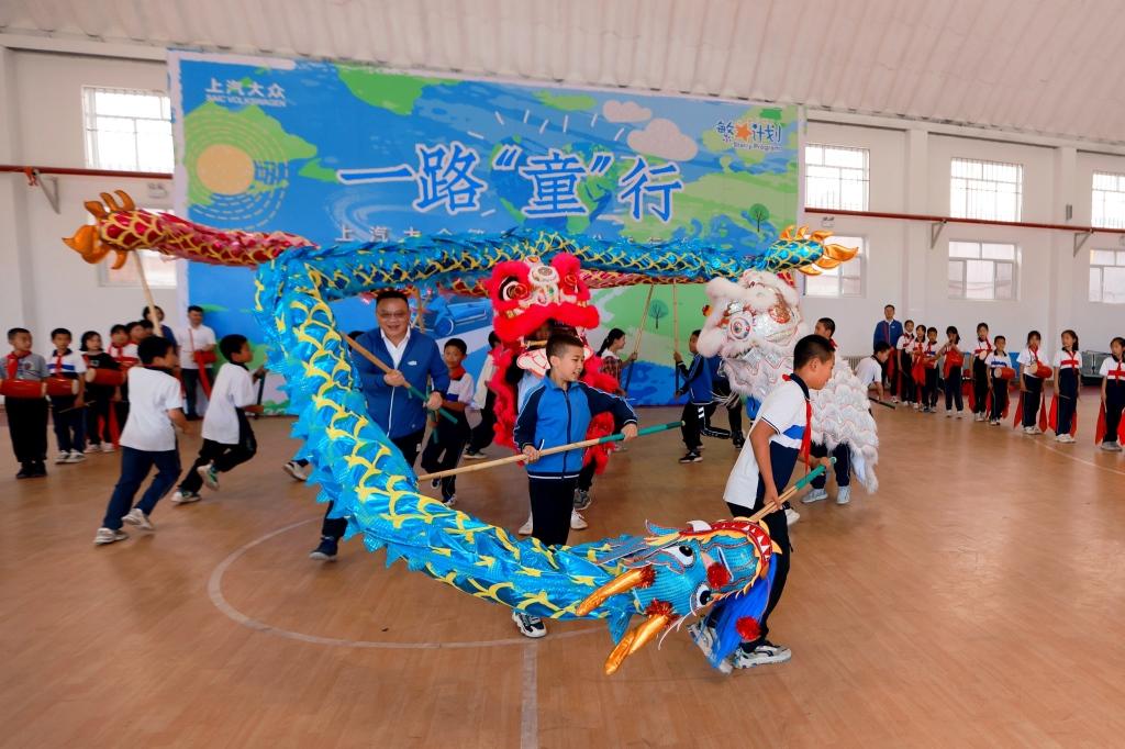 繁星计划2.0 上汽大众STEM课程走进希望小学