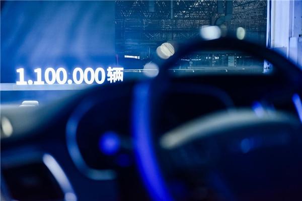 延续销冠神话,2023款菱智PLUS CNG上市即获大订单