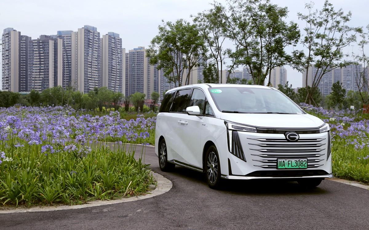 试驾传祺E9,2挡DHT、插电混动加持下的“最完美MPV”