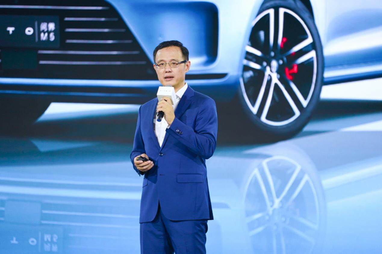 超可靠智慧性能SUV再升级,AITO问界M5标准版正式亮相