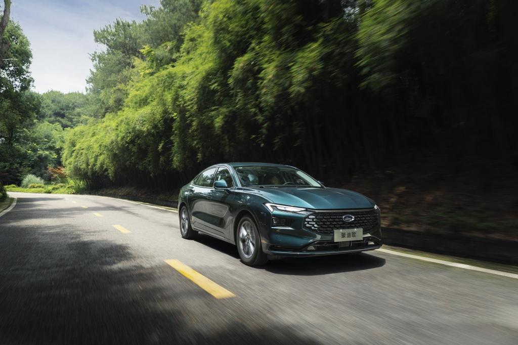 全新一代EcoBoost 1.5T四缸发动机来袭,新一代蒙迪欧1.5T指导价14.98万起