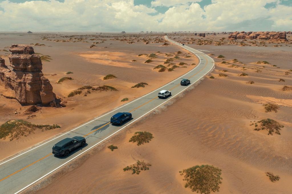 2023 BMW西区M Town敦煌之旅燃“擎”落幕