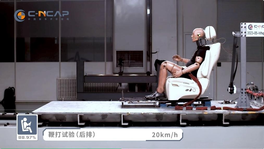 梦想家荣膺首款C-NCAP五星认证新能源MPV