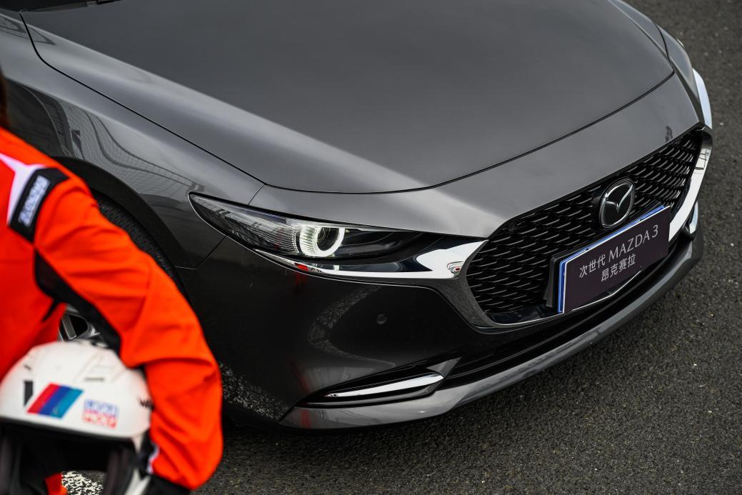 NO.弯!“最美弯道王”长安马自达次世代MAZDA3昂克赛拉制霸赛道