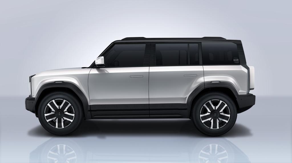 iCAR 03丰富智趣体验，你的美好生活“玩”搭子