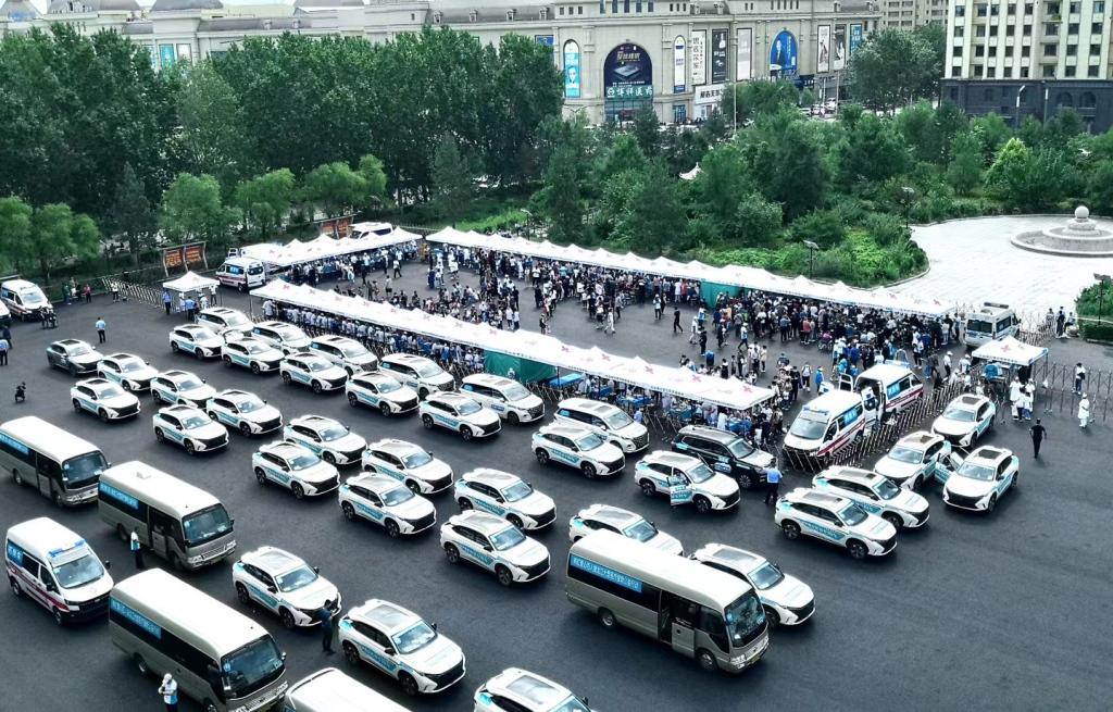 “荣行千里 医路护航”,上汽荣威向黑龙江捐赠30辆全新荣威RX5医疗巡诊专用车