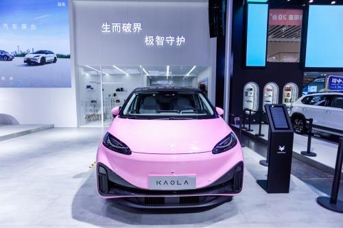 专为宝妈设计,实用性超强 13.38万起的极狐汽车考拉抚平宝妈带娃焦虑