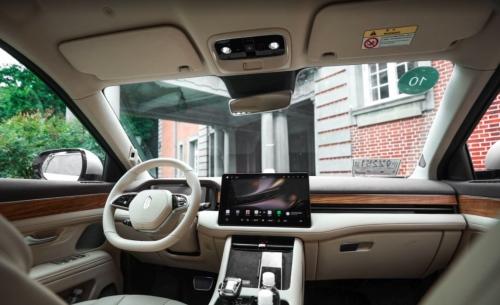革新豪华SUV,AITO问界全尺寸SUV问界M9即将登场