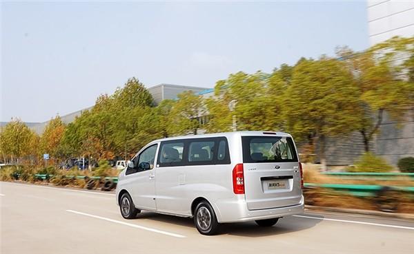 网红冲坡哪家强?看过2024款菱智M5的你将刷新认知