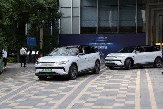 助力绿色出行，零跑C11亮相中国（南宁）-东盟汽车产业合作发展论坛
