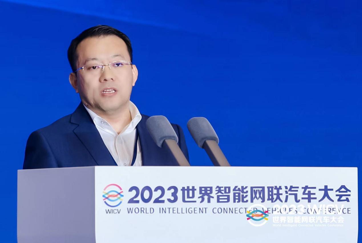 2023世界智能网联汽车大会 | 吉利淦家阅发表演讲:打造智能精品车 共促产业健康发展