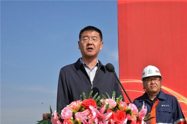 开疆拓土,东风商用车108台燃气子母车交付,助力兰州巴蜀物流基地成功奠基