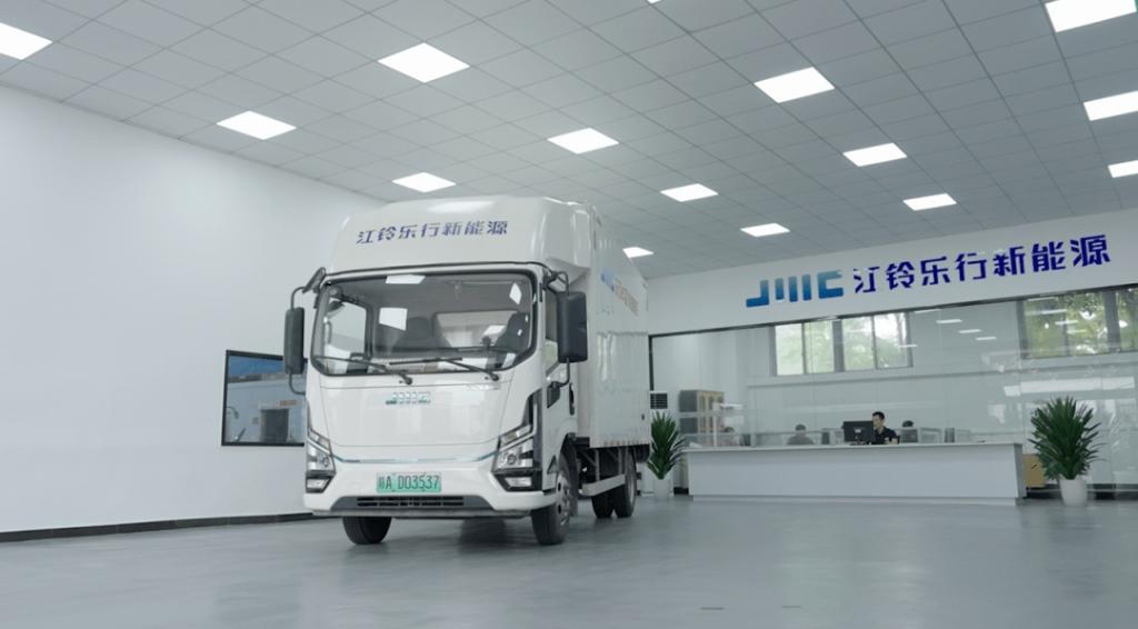 江铃乐行新能源布局品牌新网，开设多家线下专营店