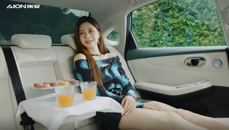 沈梦辰的反向带娃第一车,AION S MAX上市14.99万起
