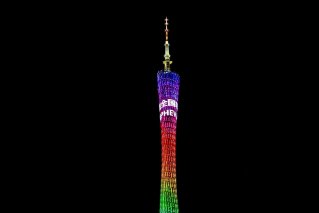点亮“小蛮腰”广州塔 岚图全国车友会盛赞追光PHEV