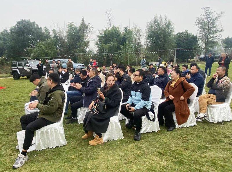 天生姓敢,“潮”为人先!全新BJ40城市猎人版成都地区正式上市!
