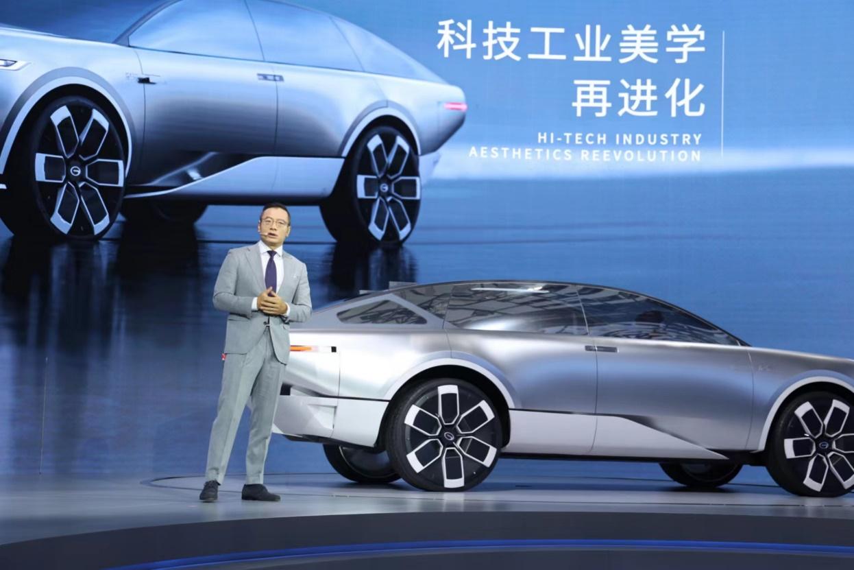 广汽集团重磅发布:自主品牌冲刺百万销量,2026年实现全固态电池装车搭载