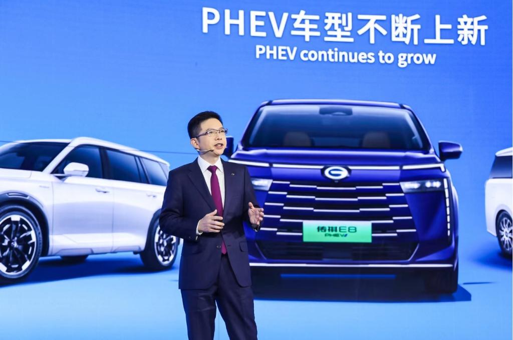 广汽集团重磅发布:自主品牌冲刺百万销量,2026年实现全固态电池装车搭载