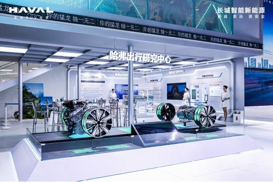 哈弗枭龙MAX、哈弗猛龙入选多个年度车型 哈弗新能源转型获开门红