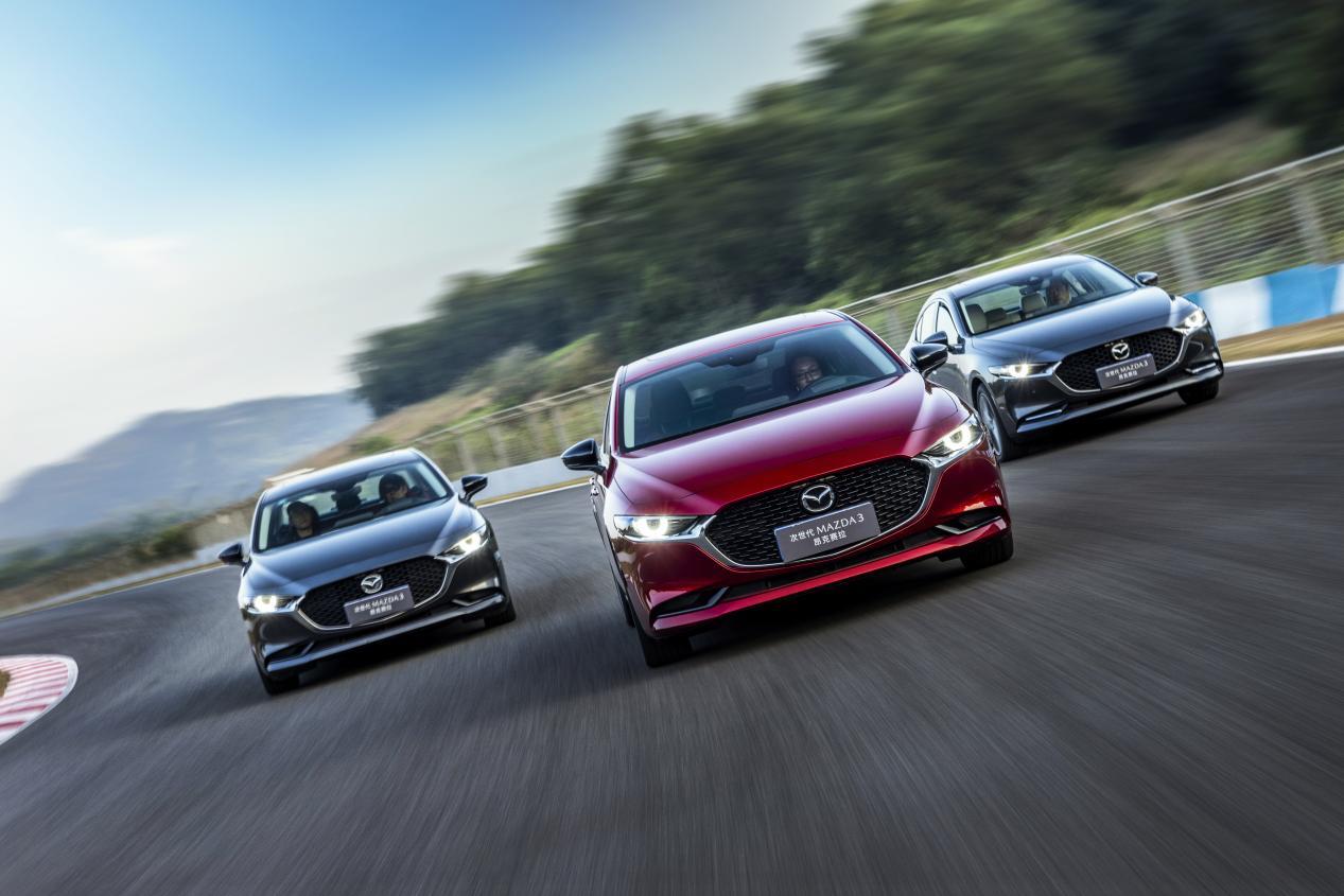 “最美弯道王”次世代MAZDA3昂克赛拉“尽擎”驰骋珠海赛道