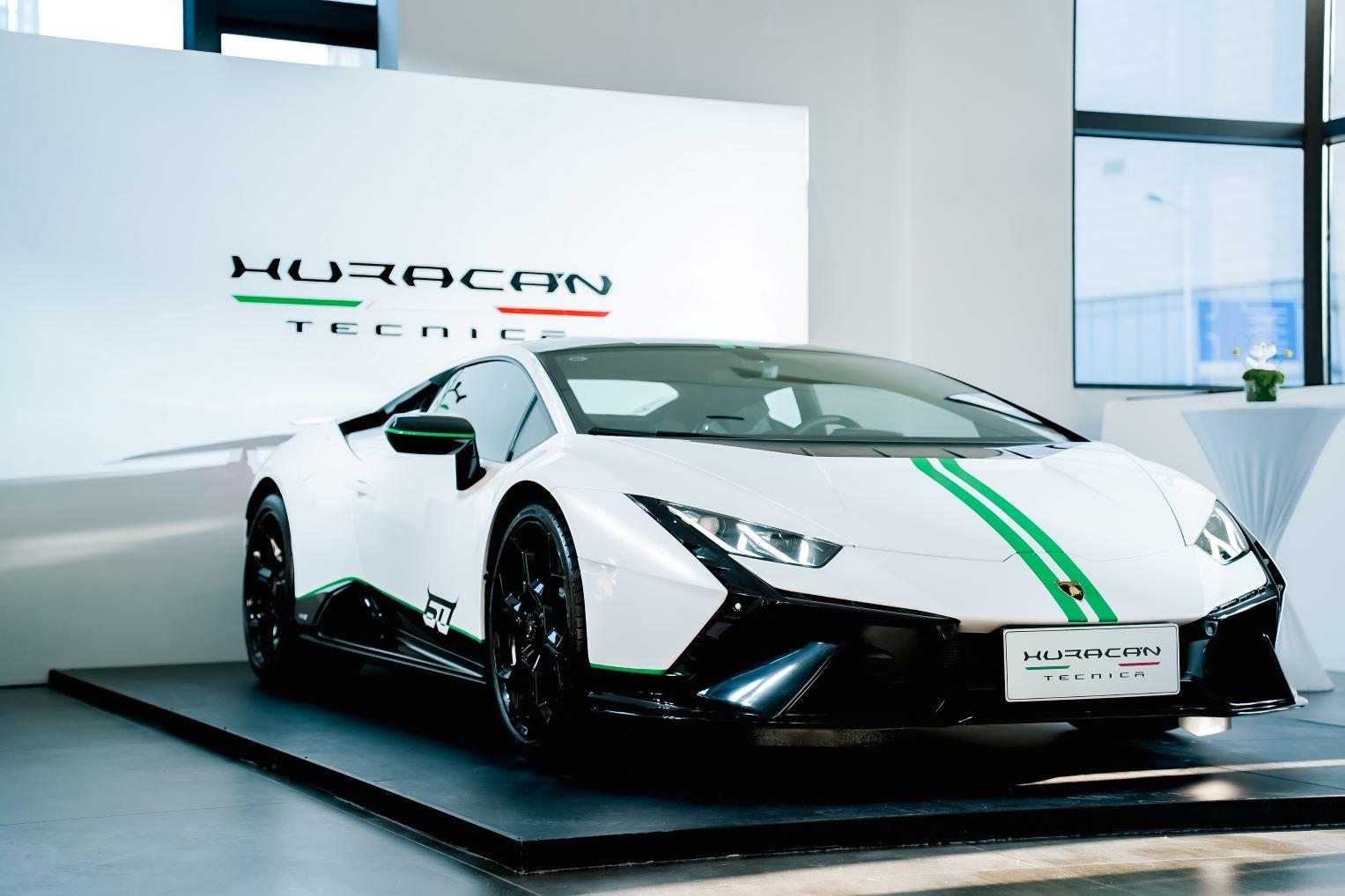 兰博基尼天津展厅盛大开业 Huracán Tecnica 60周年限量版亮相