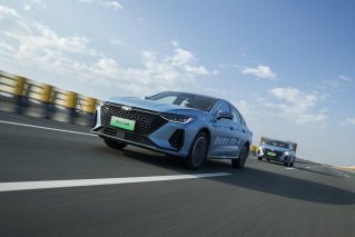 “超能混动 技高一筹”奇瑞风云A8上市试驾会见证超能混动新家轿