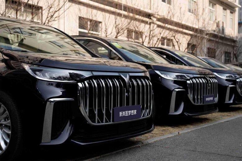 引文明新风 岚图汽车成为“星耀荆楚”官方指定用车