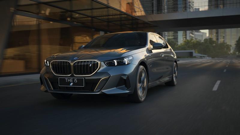 全新BMW 5系,不论油电,将BMW经典驾驶乐趣带入新时代