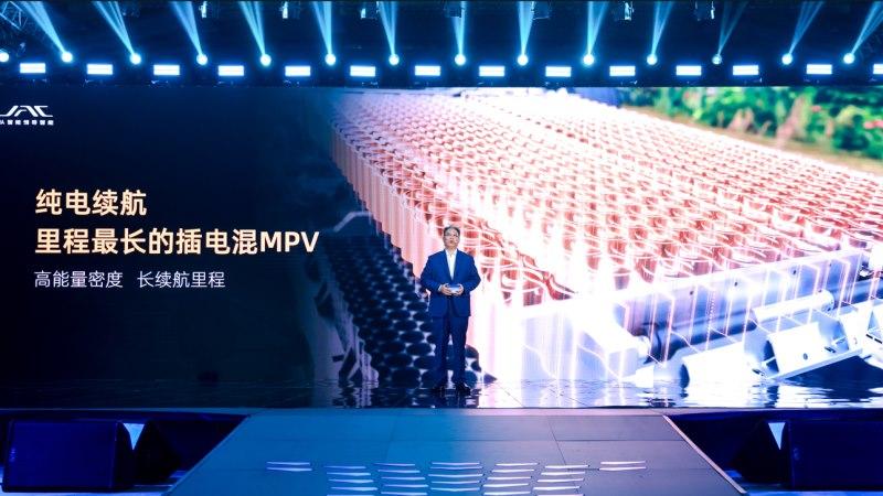 有智有为 中国瑞风,正式上市的瑞风RF8开启中国MPV崭新时代
