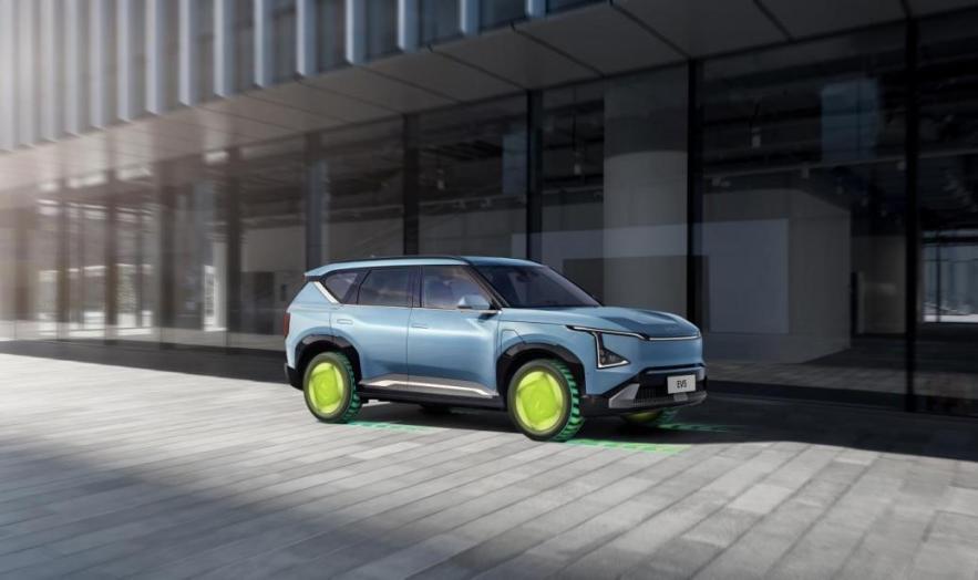 起亚EV5 720长续航版进阶上市,官方建议零售价18.48万元起
