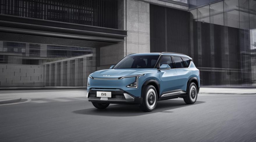 起亚EV5 720长续航版进阶上市,官方建议零售价18.48万元起
