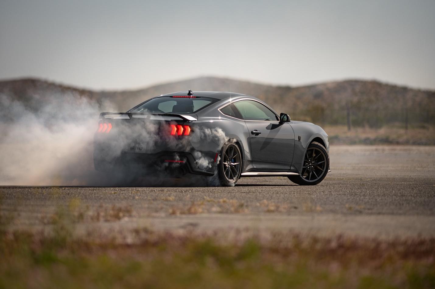 厂商指导价人民币725,000元 全新福特Mustang Dark Horse®正式开售