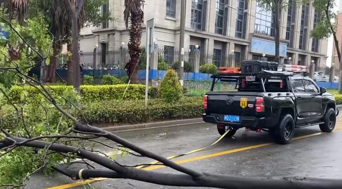 抗震救灾 携手同行 长城炮向甘肃灾区捐赠车辆并推出关怀服务