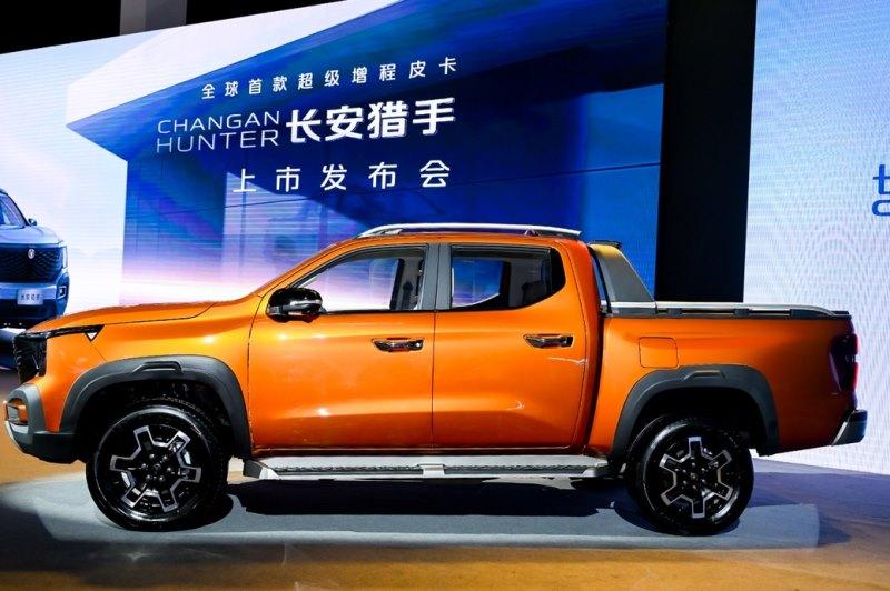 价格绝对OK,13.99万元起,全球首款超级增程皮卡长安猎手正式上市