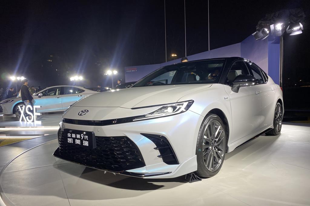 全新第9代凯美瑞来了,配置全面升级,价格下调至17.18万元起
