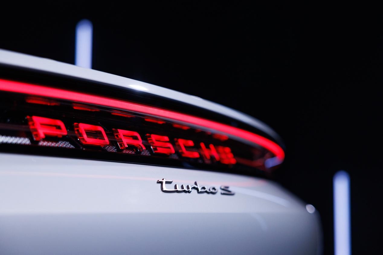 纯电动性能跑车的巅峰之作:Taycan Turbo GT领衔,新款Taycan全球同步首发
