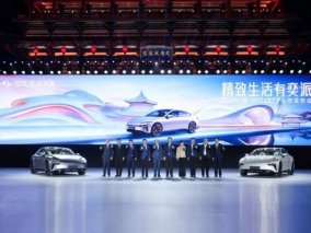 样样都有样样都好 实用高价值精品车eπ007正式上市